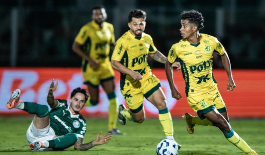 Em noite histórica no Maião, Mirassol vence o Palmeiras e comemora 100 anos