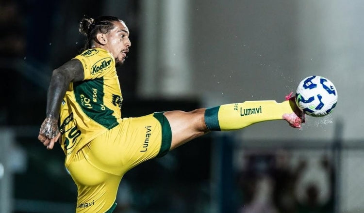 Mirassol goleia Bahia por 5 a 1 e mantém invencibilidade no Maião